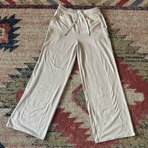 Halo Essential Wideleg Pant - Short